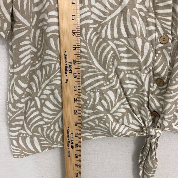 I.N. Studio Tan White Leaves Print Ultra Soft Rayon Tie Front Relaxed Top 1X - Picture 5 of 10